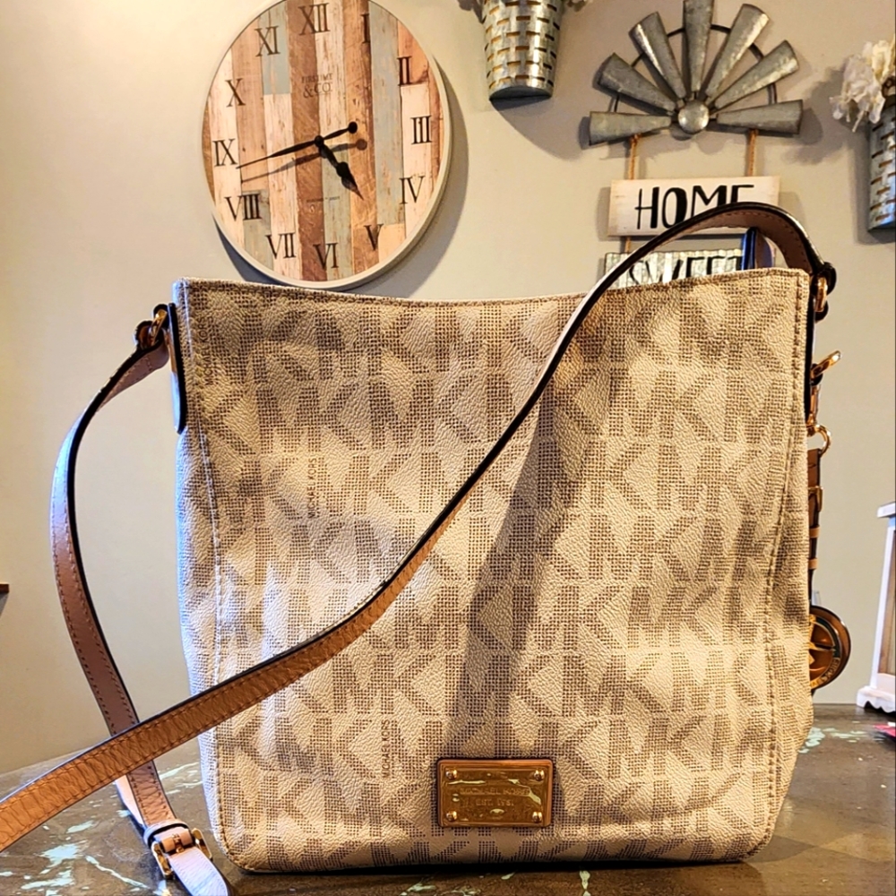 Michael Kors Messager Bag